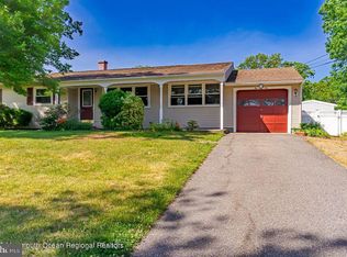 1059 Crystal Dr, Toms River, NJ