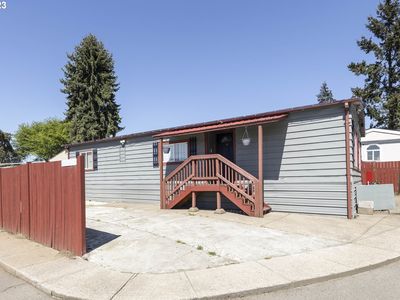 9700 SW Tualatin Rd #32, Tualatin, OR, 97062