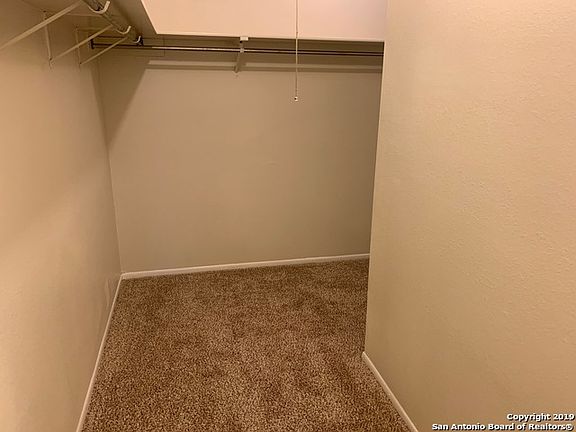 5th image of 227 Cypressgarden Dr