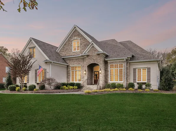 1731 Surrey Dr, Brentwood, TN 37027