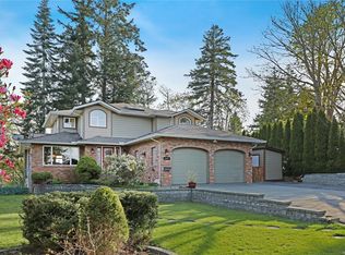 2371 Steelhead Rd, Campbell River, BC V9W4P4