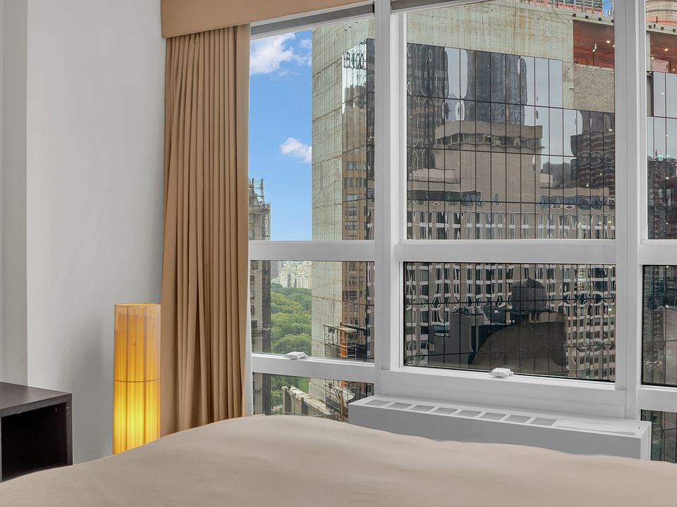 1st image of 146 W 57th St APT 43B
