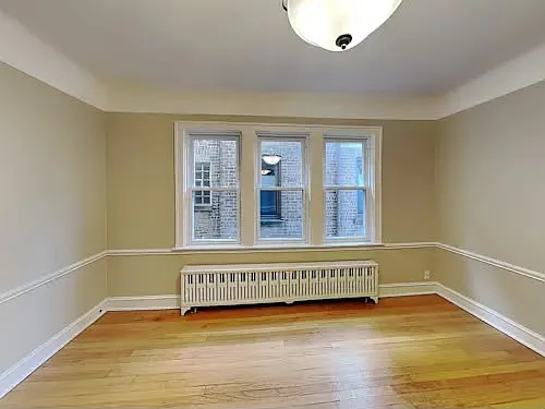 1842 N Nashville Ave — Photo 2