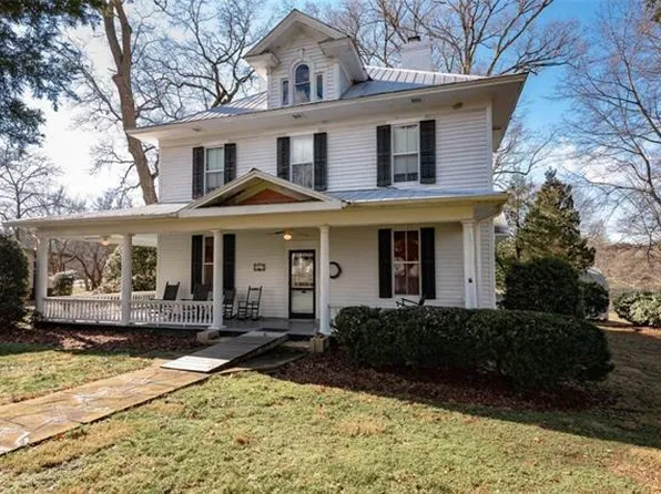 100 2nd St SW, Catawba, NC 28609