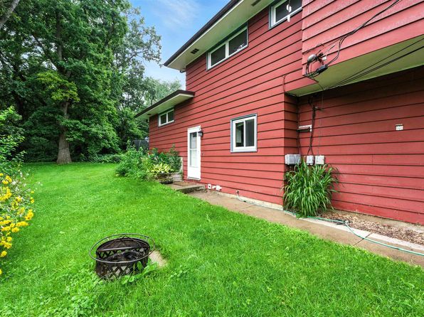 438 Falcon Cir