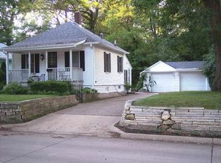 1837 29th St, Moline, IL 61265