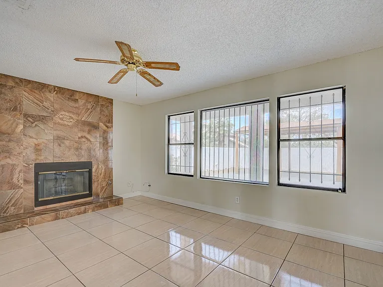 2616 Camphor Tree St — Photo 22