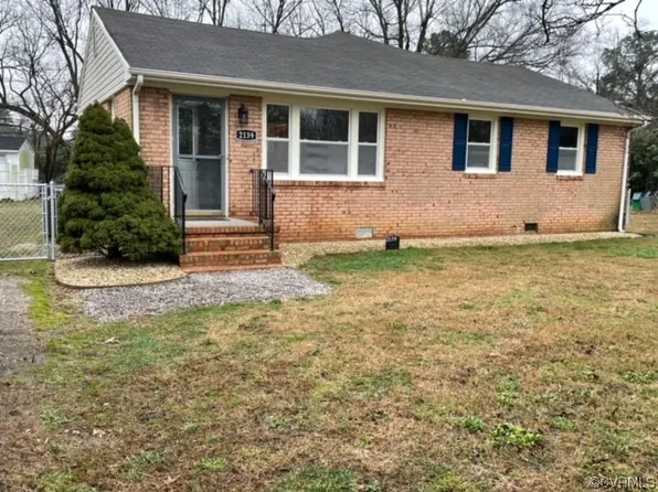 2139 Coxendale Rd, Chester, VA 23831