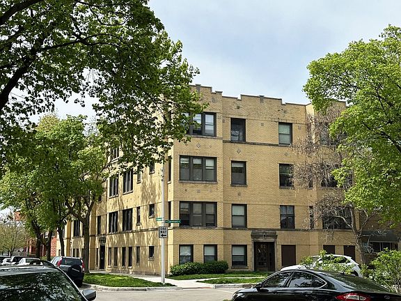 3rd image of 3300 N Claremont Ave #2336S-3