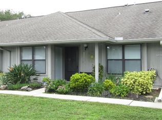 966 N Beneva Rd #V-16, Sarasota, FL 34232