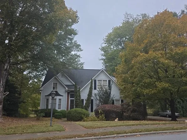 7347 Waters Edge Dr, Stone Mountain, GA 30087