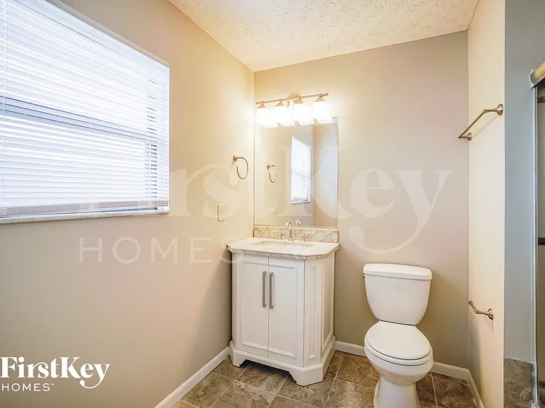 2824 Harnet Ct — Photo 11