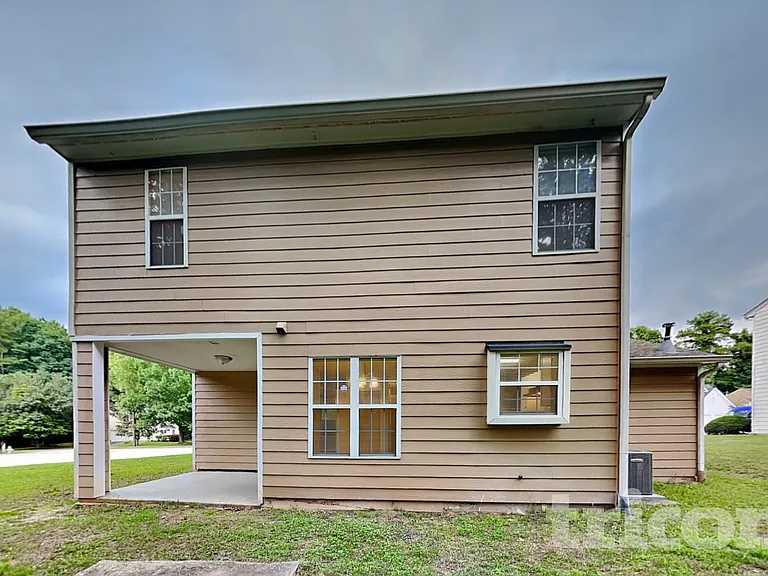 1047 Winterglen Way — Photo 15