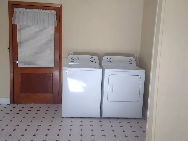 303 N Grant St — Photo 6