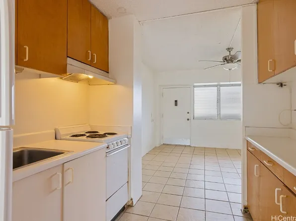 1516 Ward Ave APT 205, Honolulu, HI 96822
