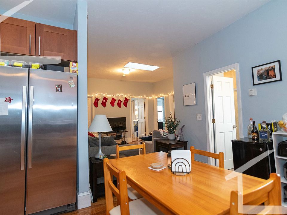2nd image of 6 Glenville Ave #U