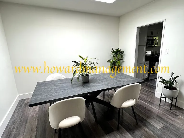 537 San Vicente — Photo 12