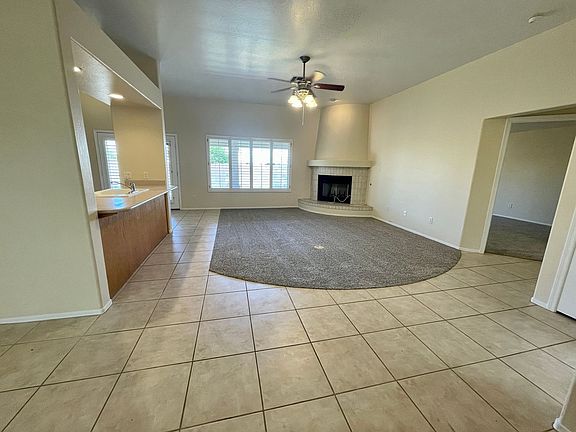 2nd image of 12146 S Avenida La Primera