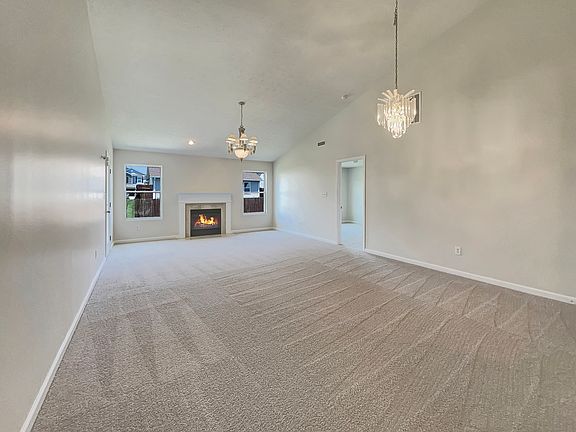 3rd image of 19405 Links Ln