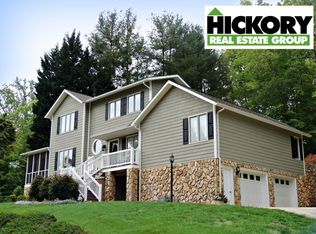 1967 10th Street Blvd NW, Hickory, NC 28601