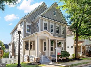 17562 Lethridge Cir, Round Hill, VA 20141