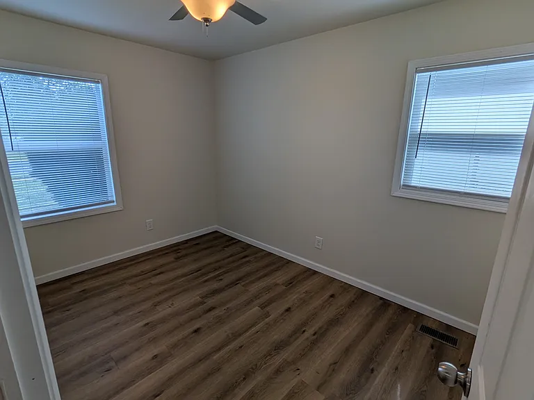 2422 E Washington St — Photo 6