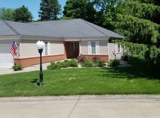 235 Hideaway Dr W UNIT 1R, Princeton, IL 61356