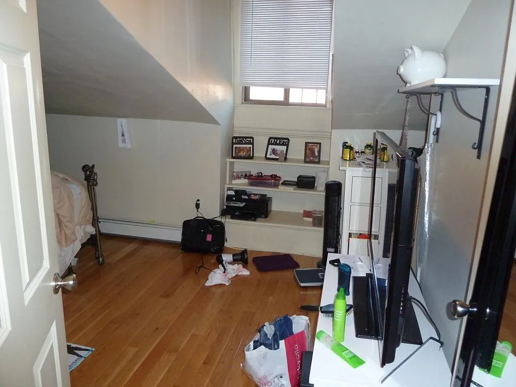 1 bed, $2,425 — Photo 3
