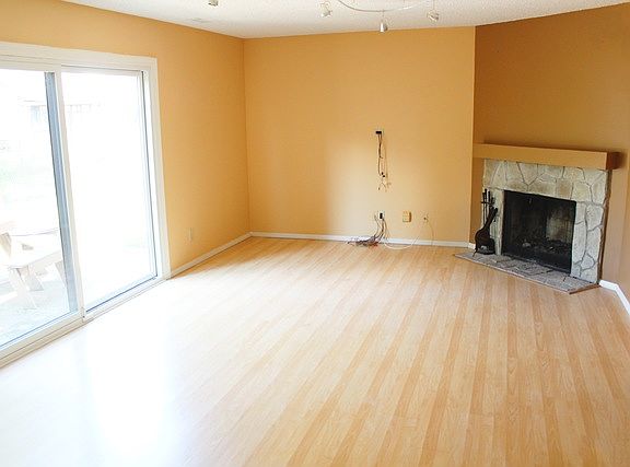 2nd image of 14536 S Heatherwood Dr
