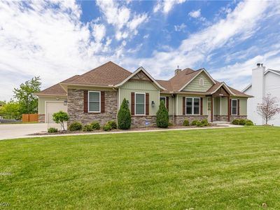 17552 Woodlawn Ct, Strongsville, OH, 44149