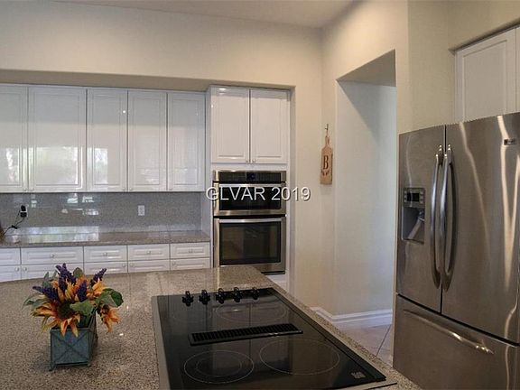 5th image of 9570 Castillana Ct