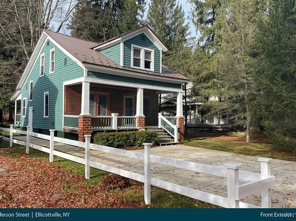 47 Jefferson St, Ellicottville, NY 14731