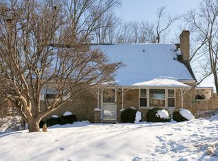 38 Pleasant Dr, Highland Heights, KY 41076