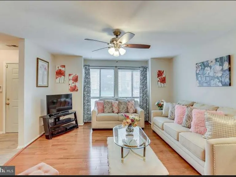 8723 Ridge Hollow Ct — Photo 26
