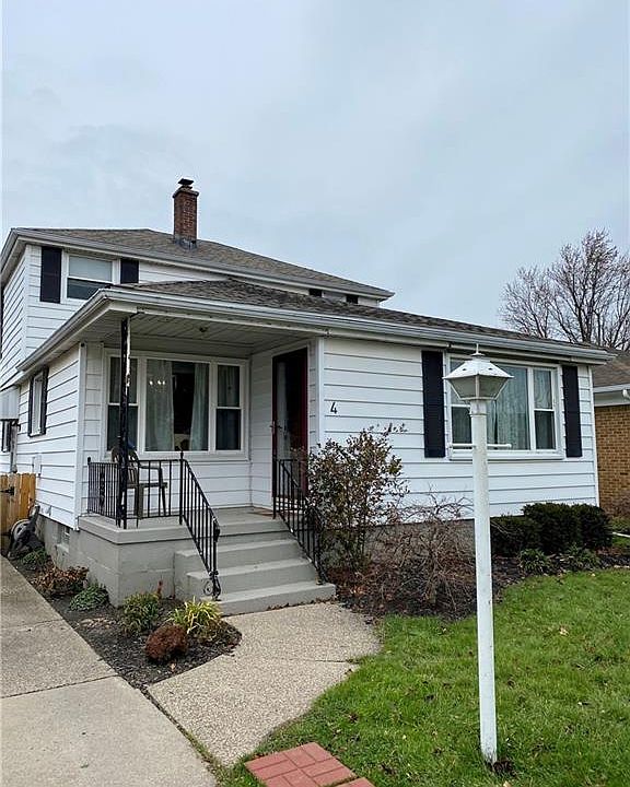 1st image of 4 Mildred Dr