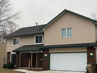 4636 Elm St Photo 1