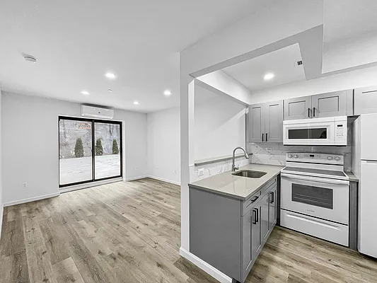 Rented by Skyward | media 18