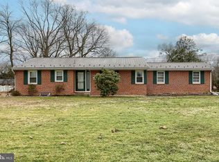 121 Pine Rd, Mount Holly Springs, PA 17065