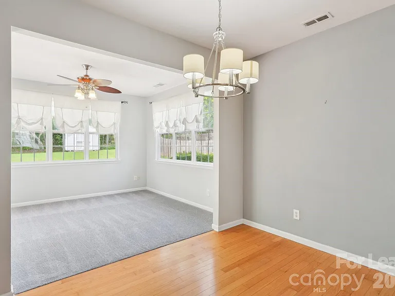 14417 Laurel Tree Ln — Photo 9