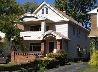 14724 Bayes Ave, Lakewood, OH