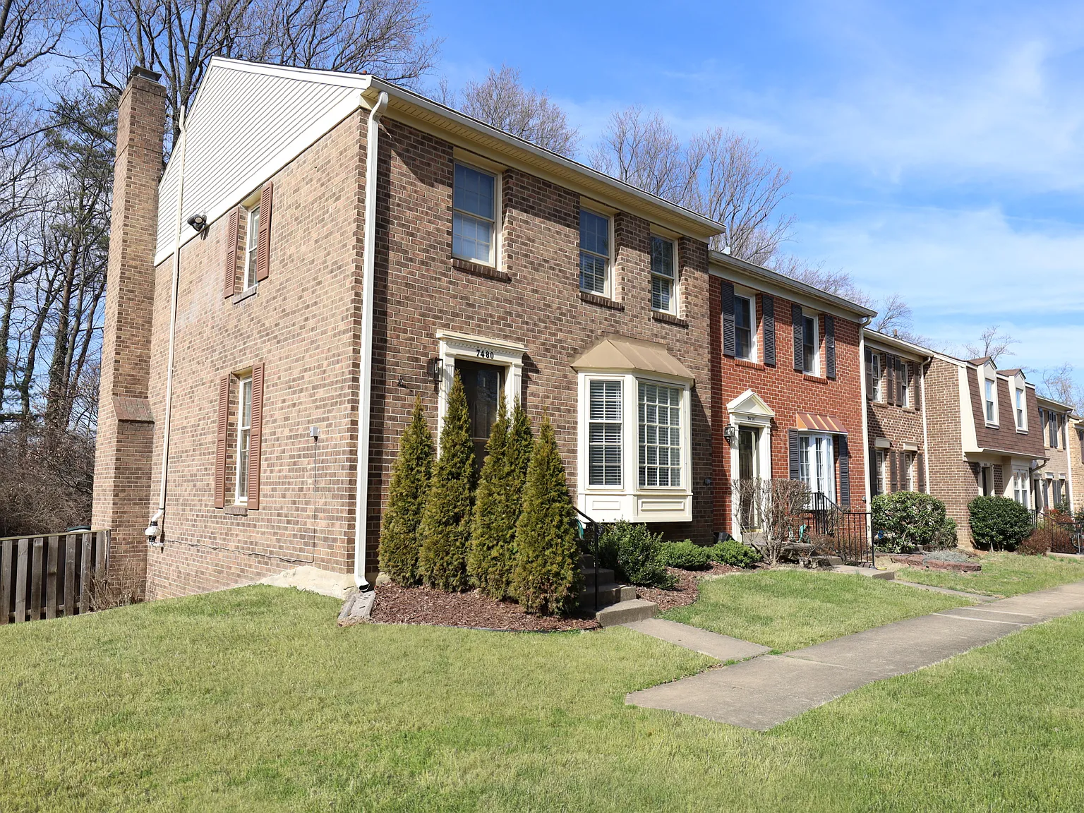 3 bed, 3.5 bath, 1980 sqft, $3,100 — Photo 2