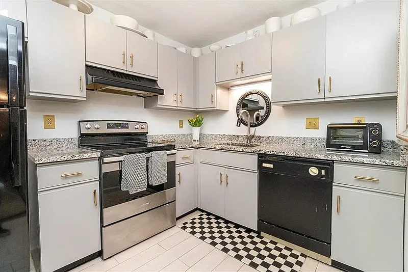 1 bed, 1.0 bath, 829 sqft, $1,820 — Photo 4