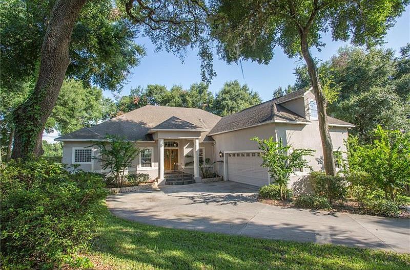1st image of 520 Summerwood Dr