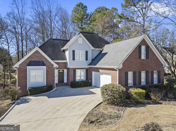 172 E Castle View Dr, Braselton, GA 30517