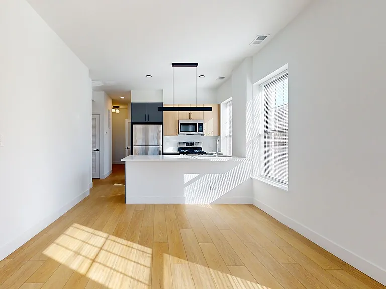 Dining/Living room