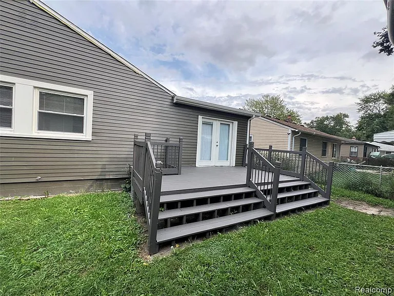 2504 Bannister St — Photo 21