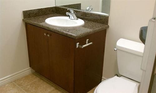 4th image of 18434 Vincennes St APT 10
