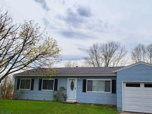 218 Crimson Bramble Rd, Rochester, NY 14623