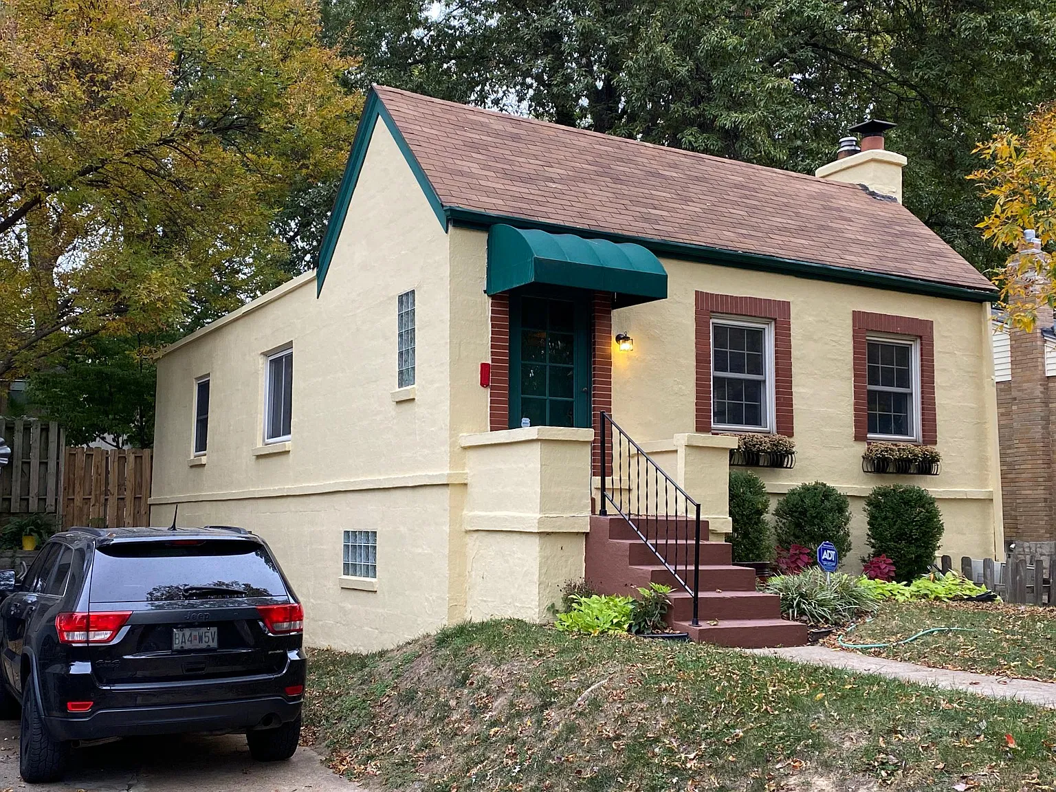 3 bed, 1400 sqft, $2,300 — Photo 4