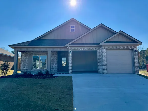 12686 Windword Pointe Dr, Northport, AL 35475